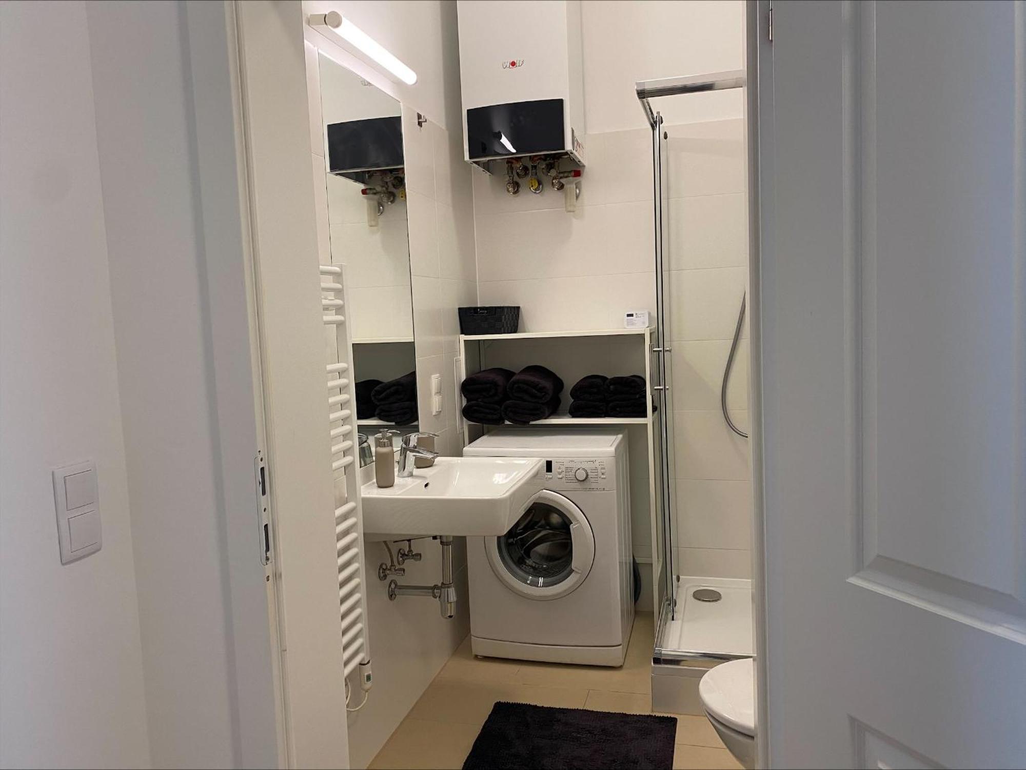 Cosy Apartment In Mariahilf Close To Citycenter Wien Eksteriør bilde